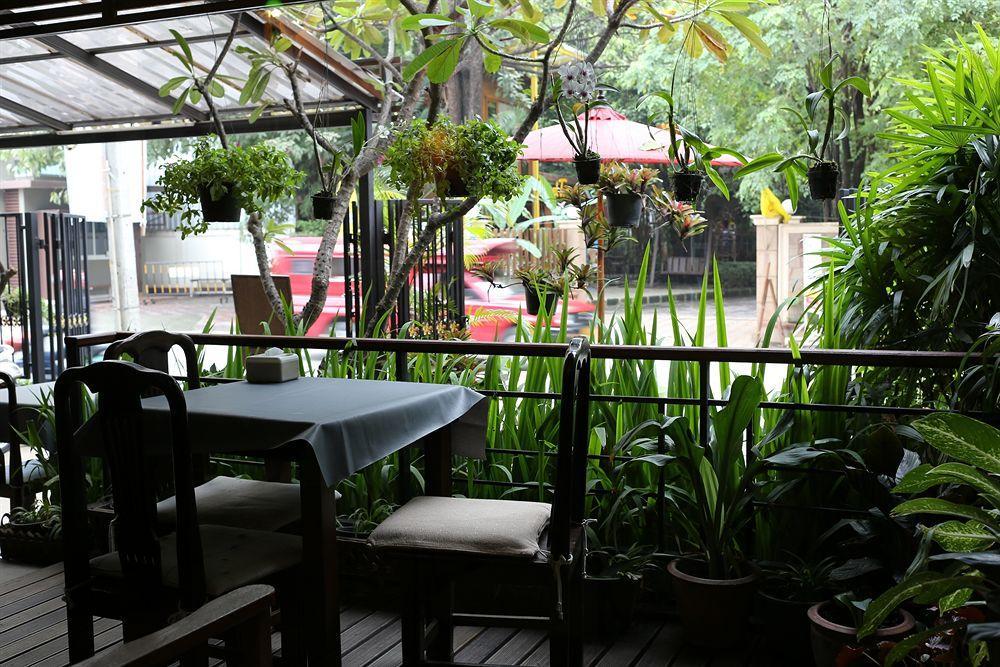 Pensión Baan Thalang @ *